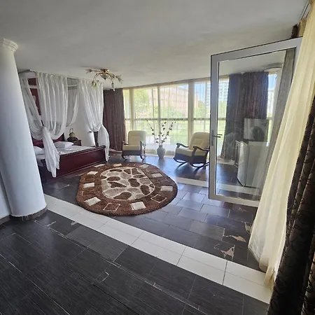 Complex Mamaia-centru-istria リゾート